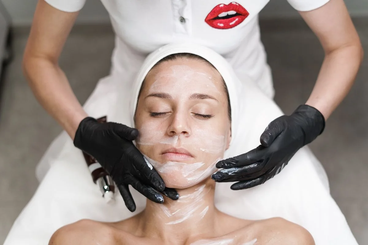 Tratamento facial no Studio Julia